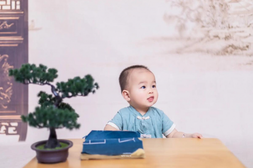 南安宝宝总是抠鼻子 南安宝宝总是抠鼻子